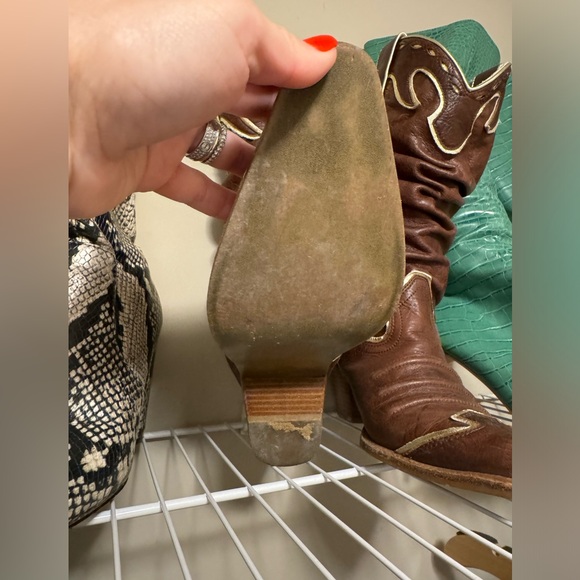 Nana cowgirl boots, Size 8 Dark Brown With Gold Accents,excellent Condition - Picture 4 of 4
